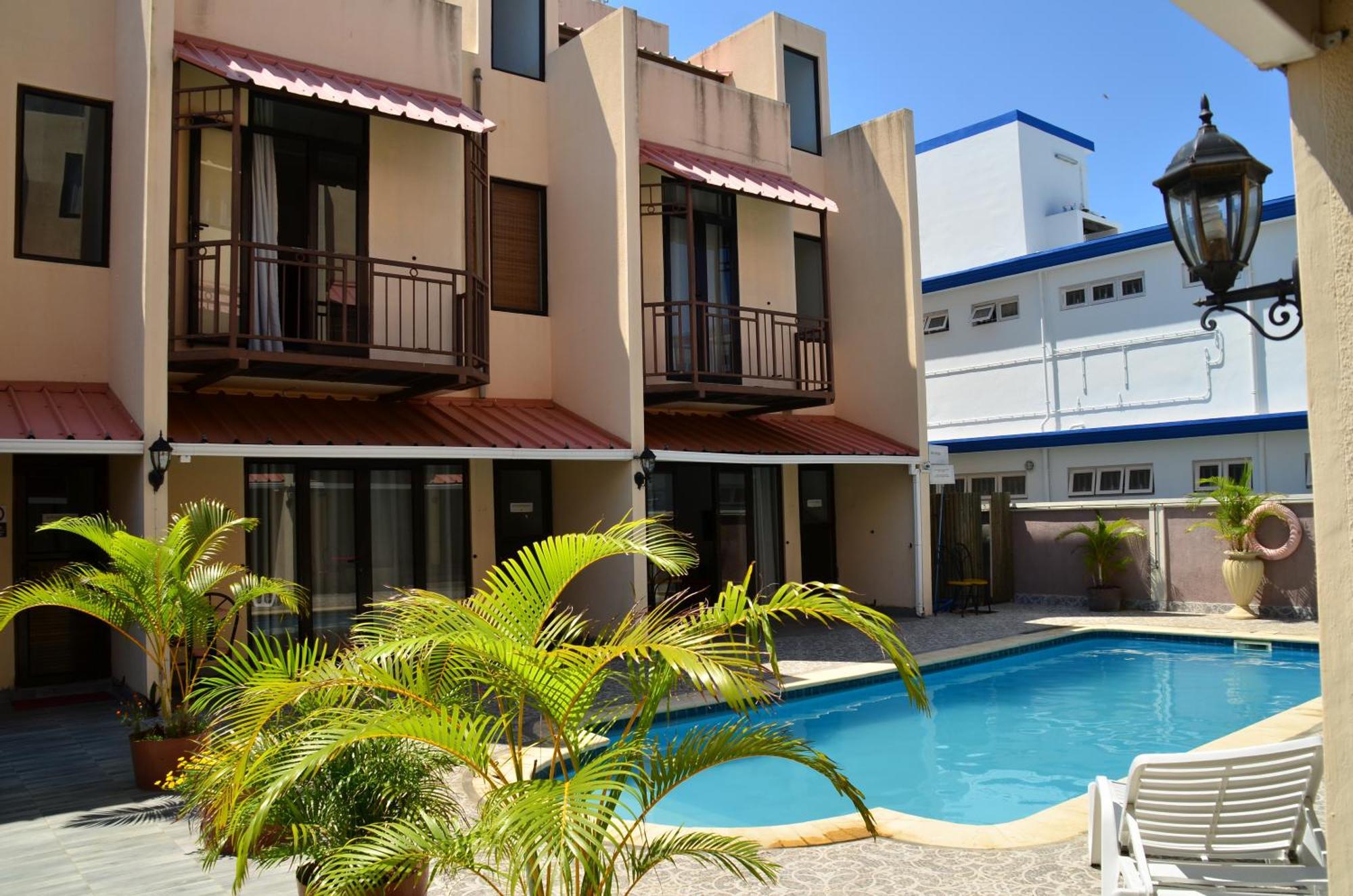 West Sand Holidays Licensed By The Tourism Authority 09926 Flic en Flac Exterior photo